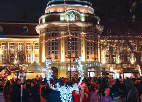 "БОЖИЋНИ ВАШАР"