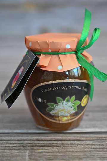 Slatko od cveta zove